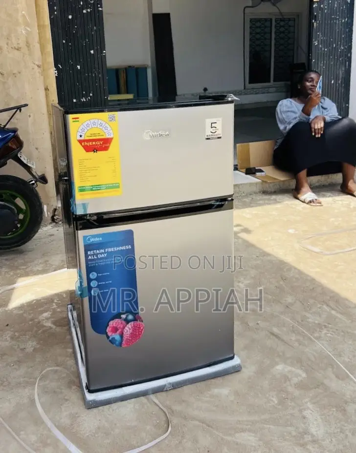 Newly in Stock Midea 2 Door Table Top Refrigerator(87l)