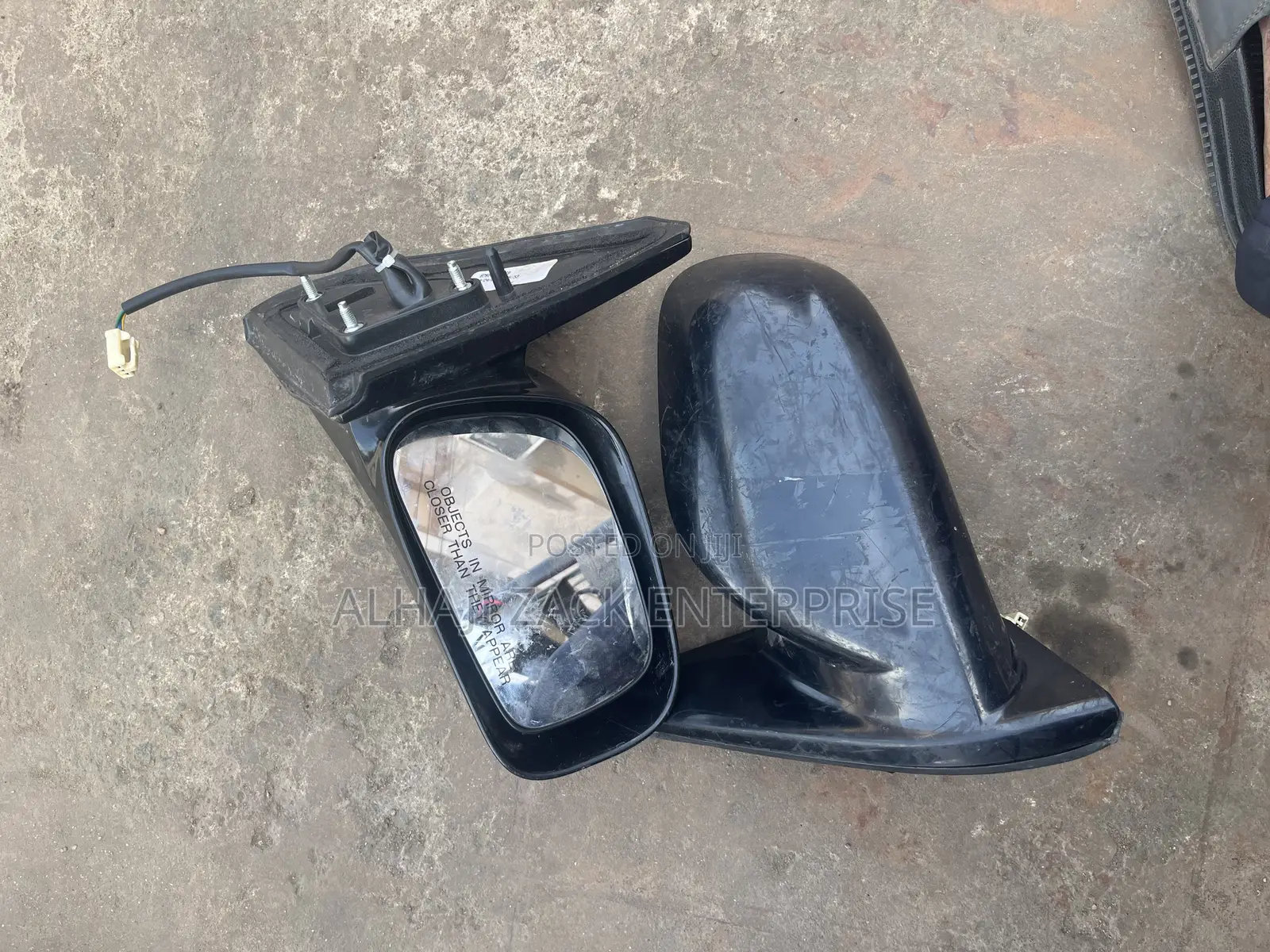 Original Pontiac Vibe Mirror