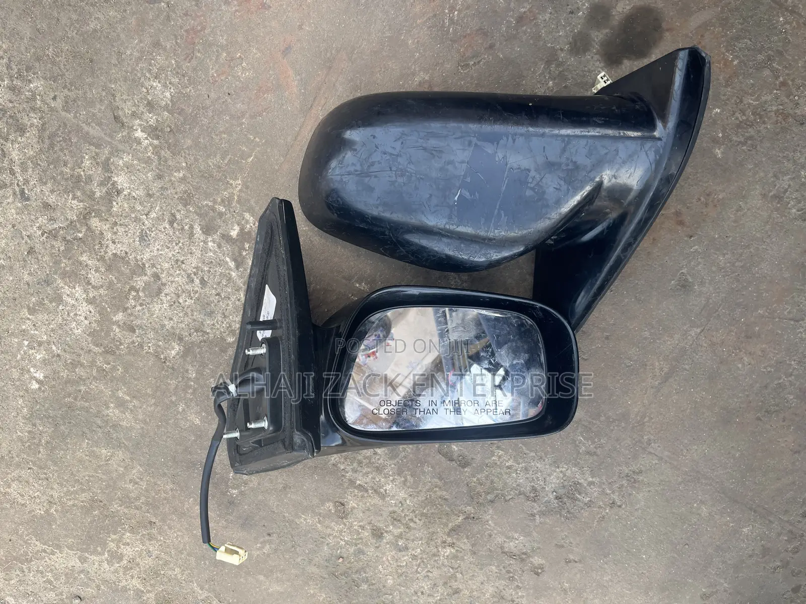 Original Pontiac Vibe Mirror