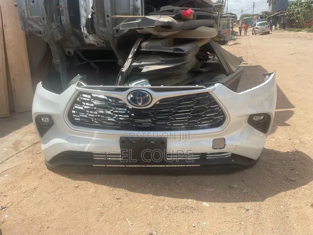 Toyota Highlander Front Bumper Complete 2019,2020,2021,2022,2023,2024