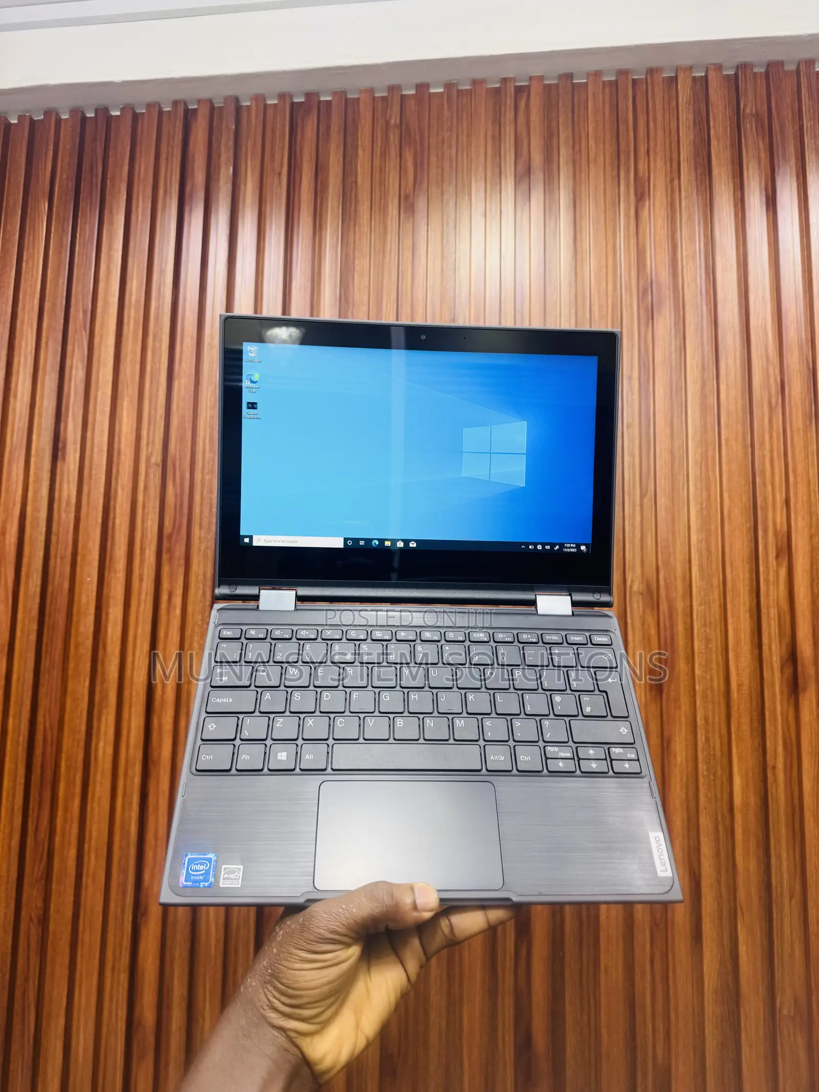 Laptop Lenovo 300e 4GB Intel SSD 128GB
