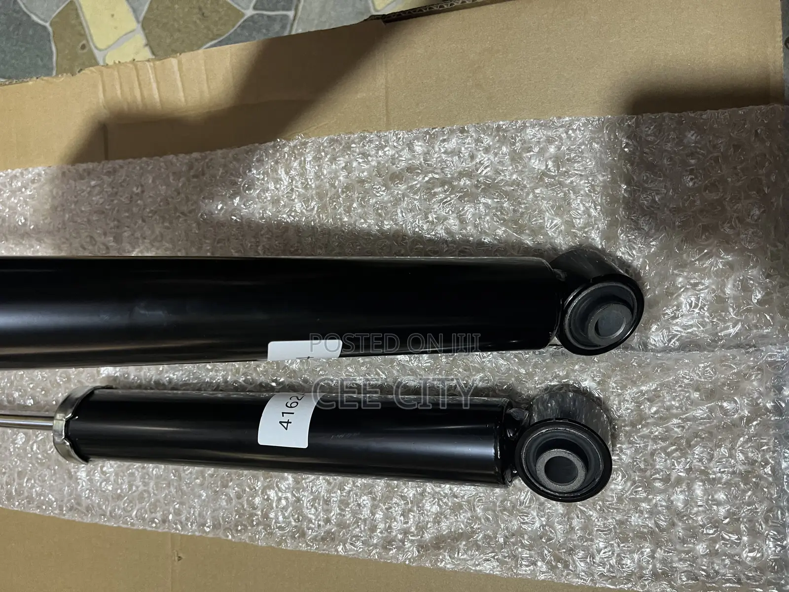 Mitsubishi Outlander,Nissan Rogue 2022-2025 Back Shock Absorbers