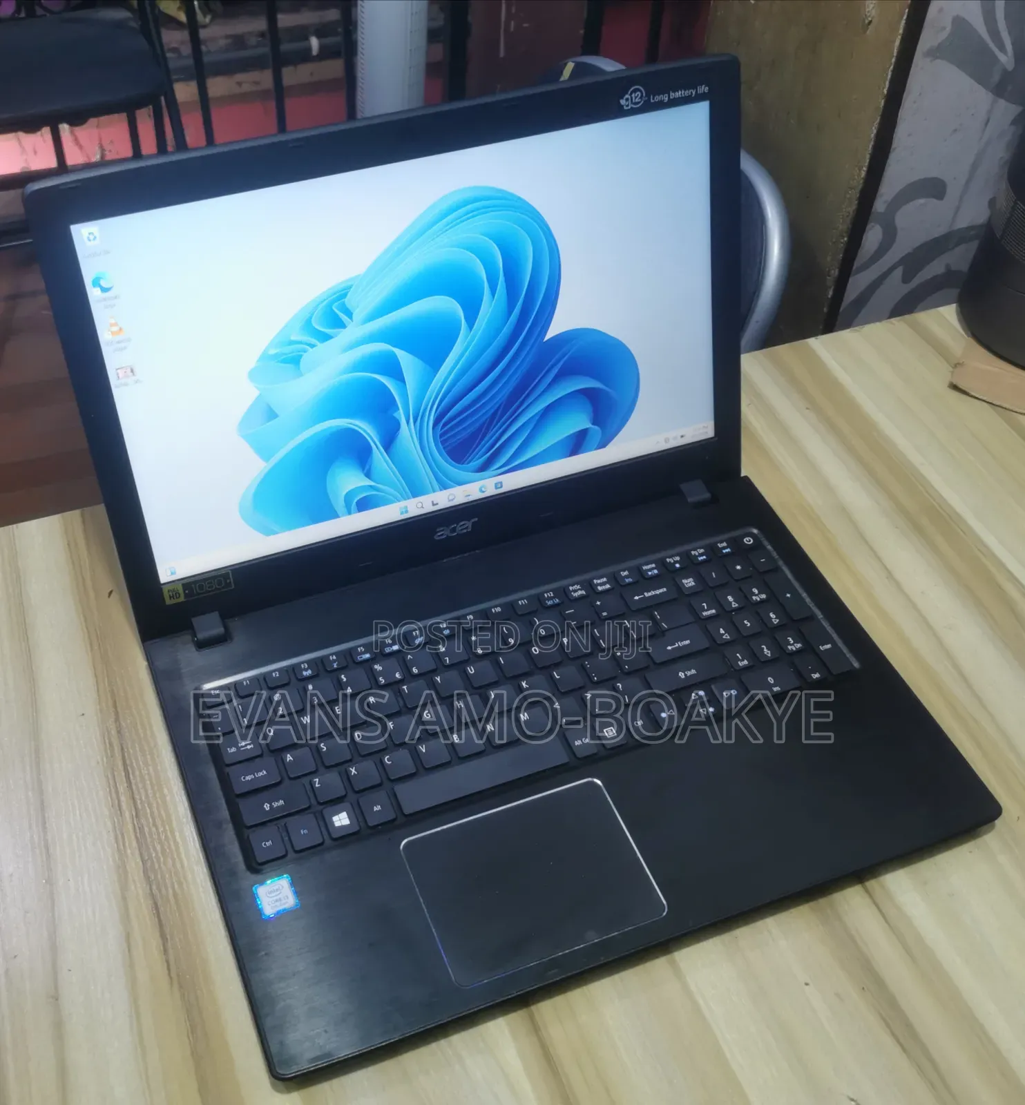 Laptop Acer Aspire E5-576 6GB Intel Core i3 HDD+SSD 1.5T