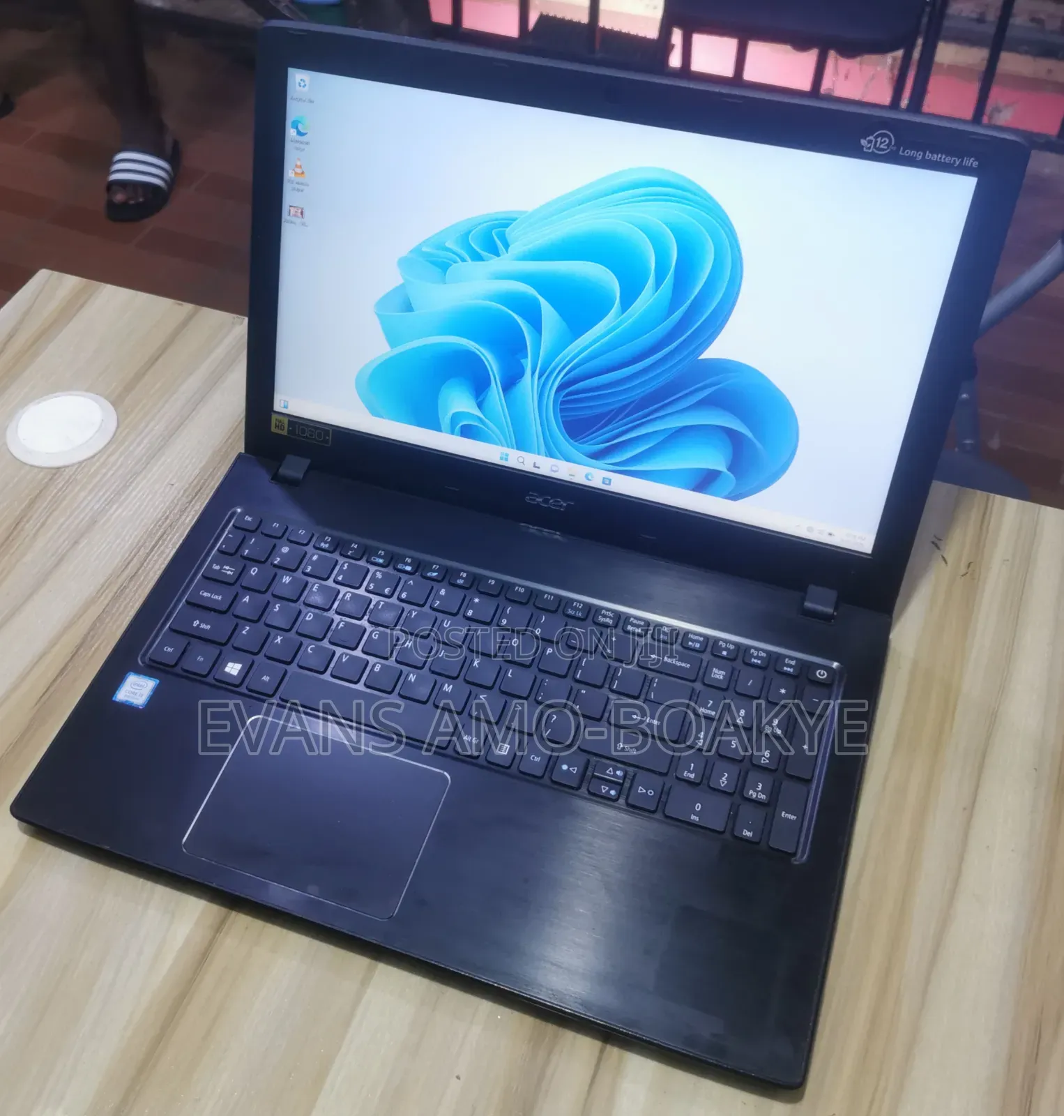 Laptop Acer Aspire E5-576 6GB Intel Core i3 HDD+SSD 1.5T