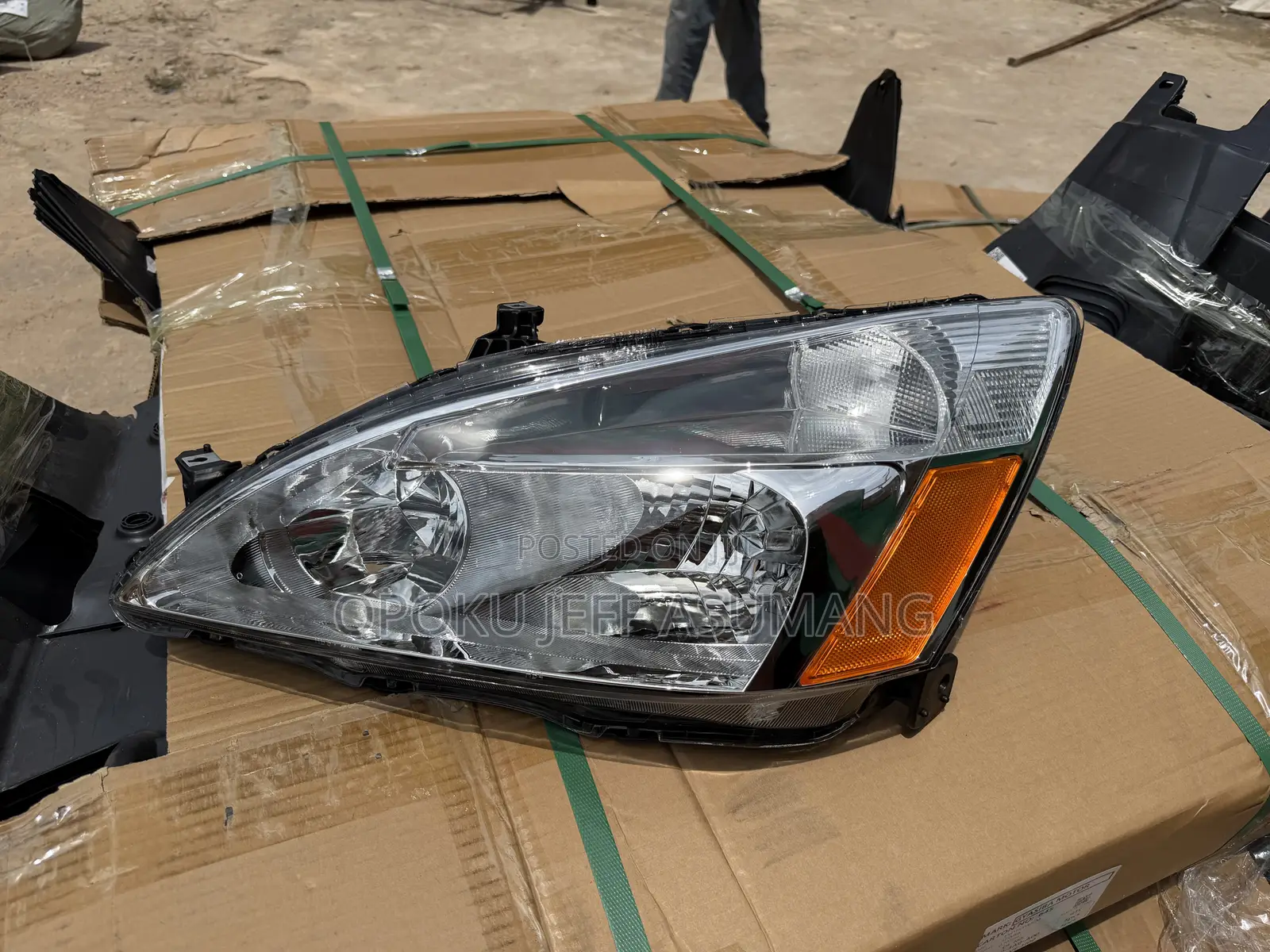 Honda Accord 2003 - 2007 Headlight