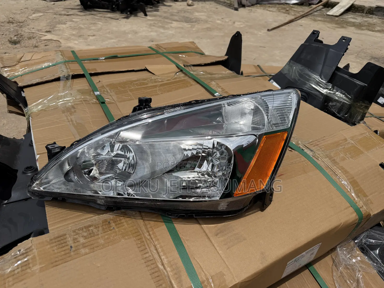 Honda Accord 2003 - 2007 Headlight