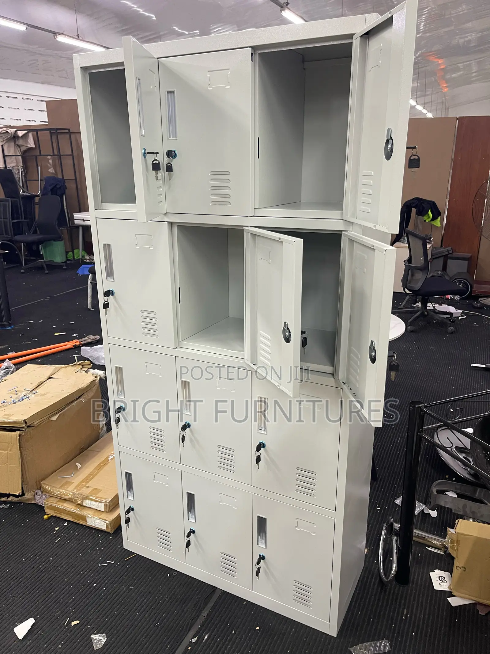 Office Cabinets/12 Metallic Lockers