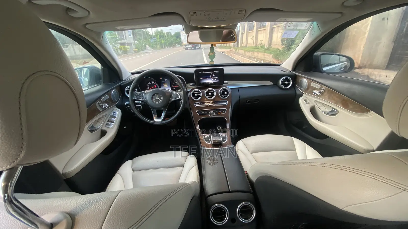 Mercedes-Benz C300 2015 Blue