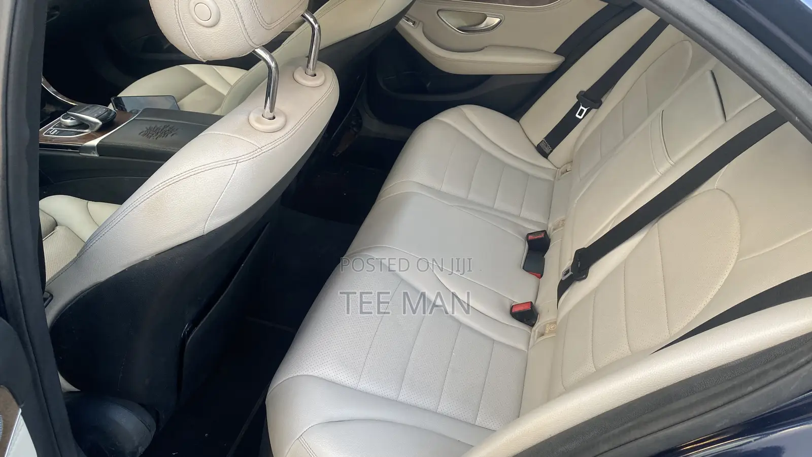 Mercedes-Benz C300 2015 Blue