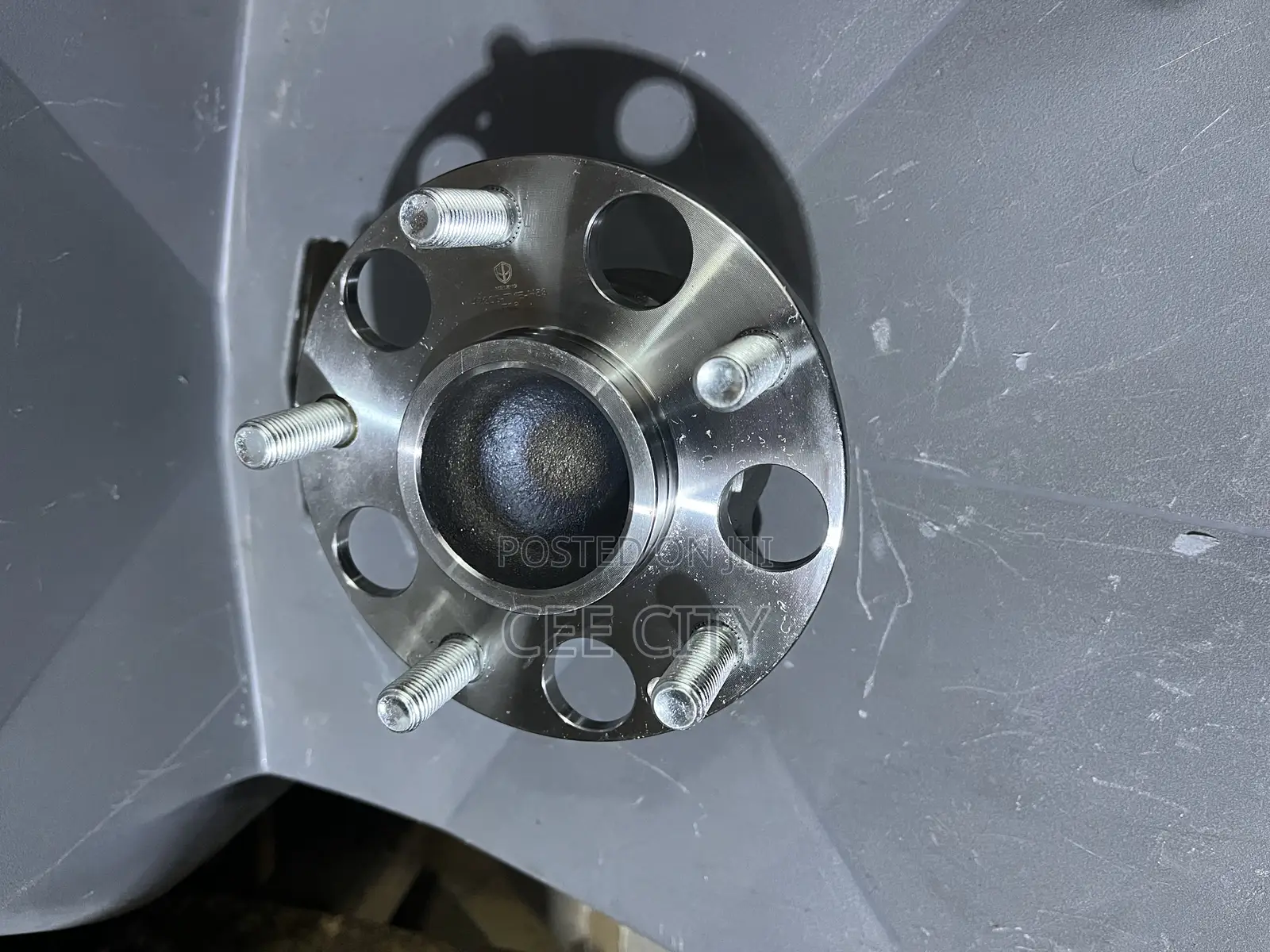 Honda Accord 2018-2023 Back Hub
