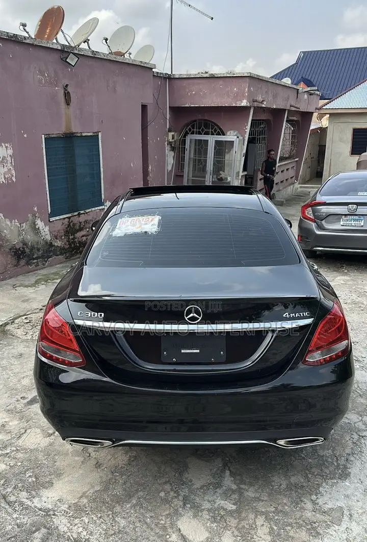 Mercedes-Benz C300 Sport 4Matic Sedan AWD (2.0L 4cyl 7A) 2017 Black