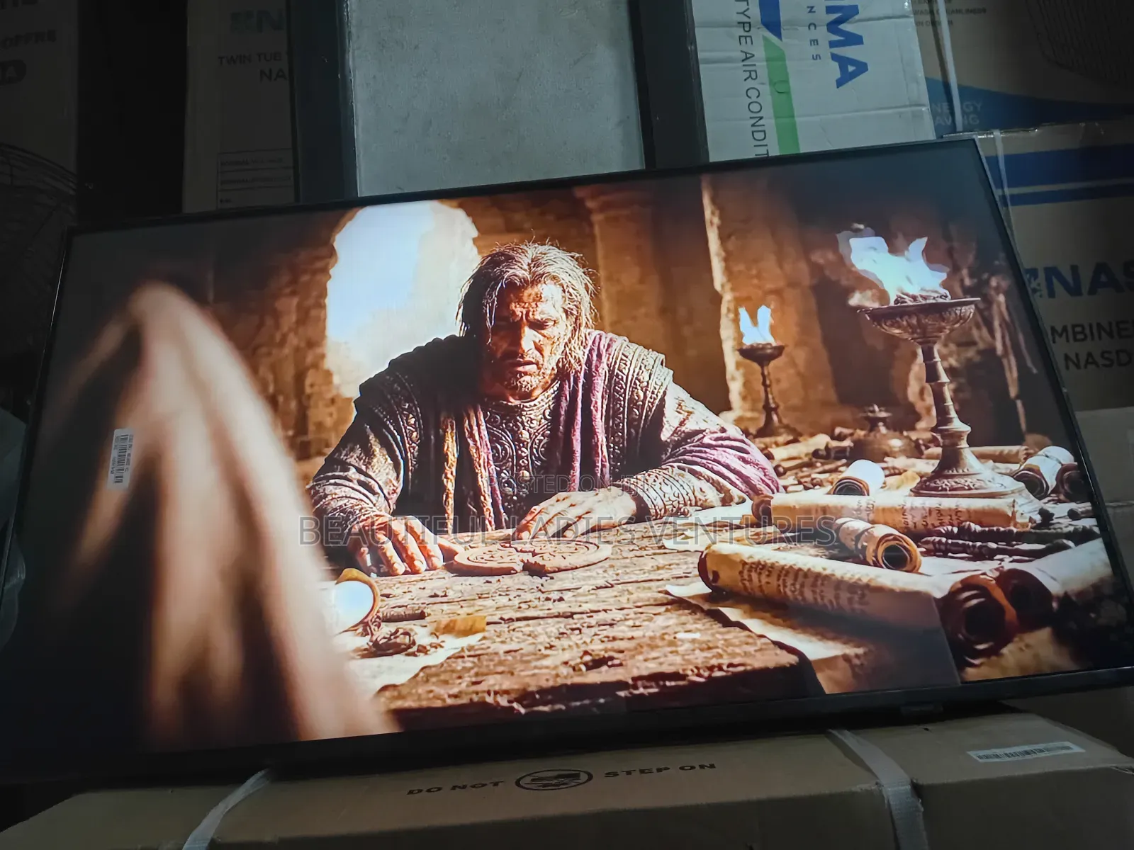 Samsung 43-Inch Smart Television With Dynamic Picture Quality