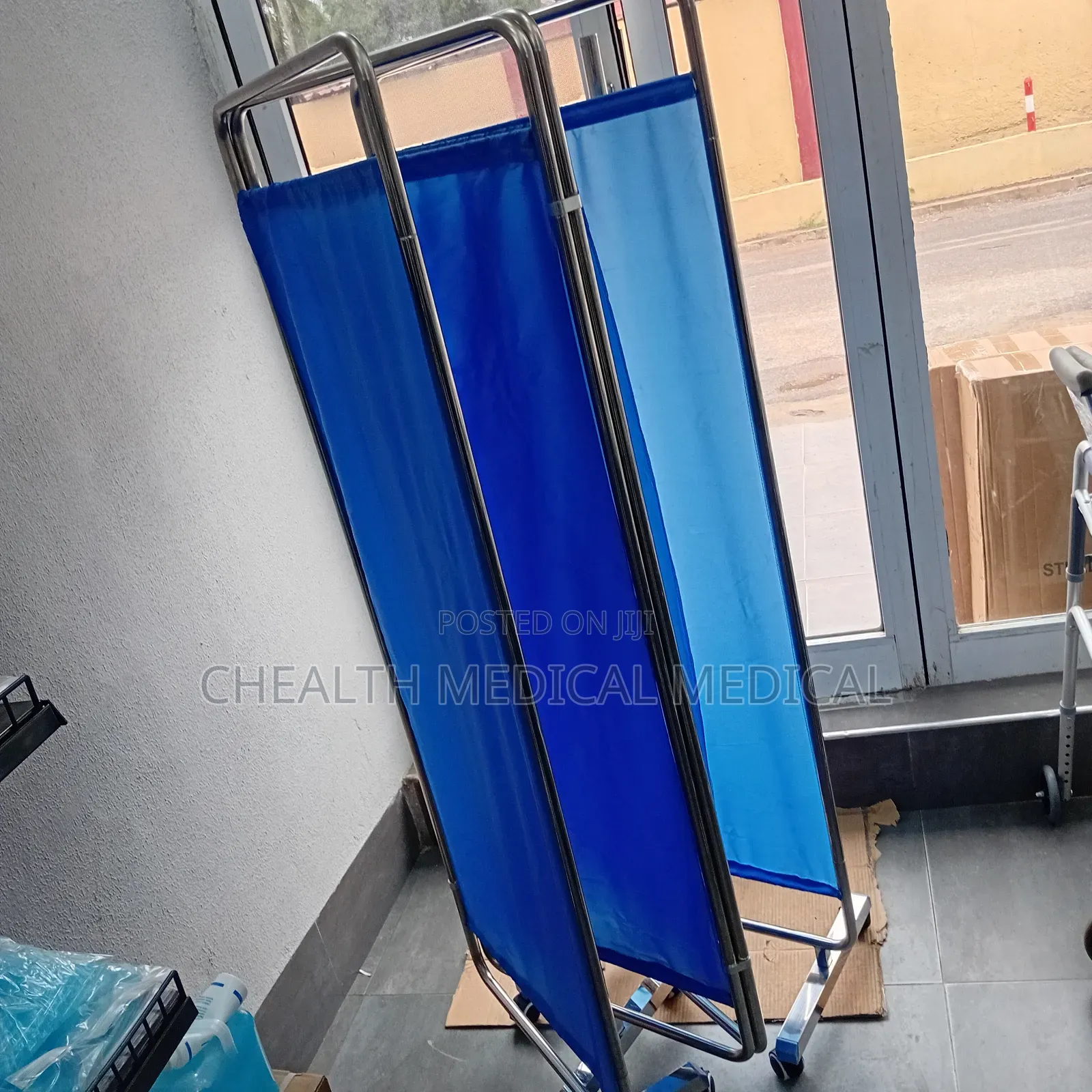 4 Folds Ward Screen