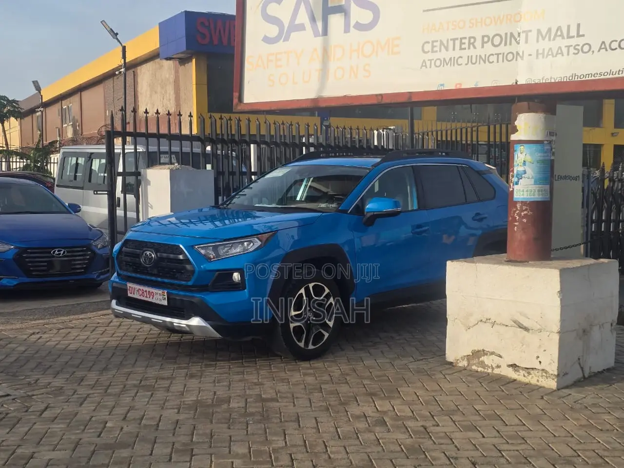 Toyota RAV4 Adventure 2019 Blue