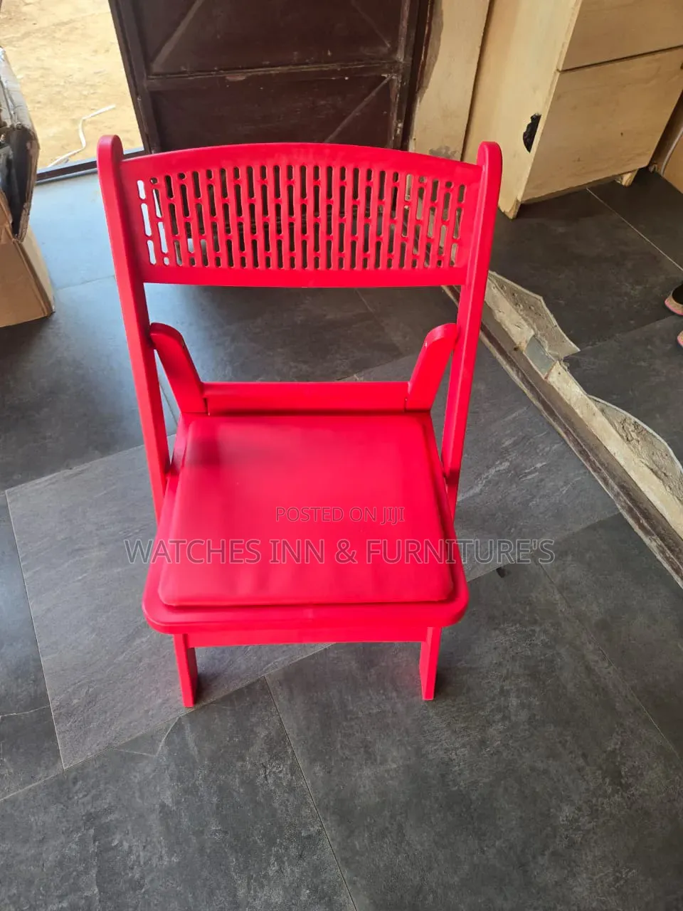 Exclusive Red Mesh Back Gladiator Chair