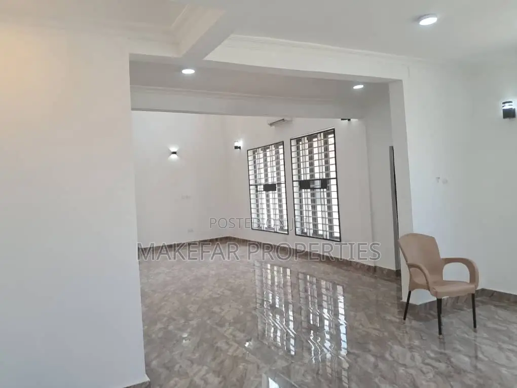 4bdrm House in Spintex for sale