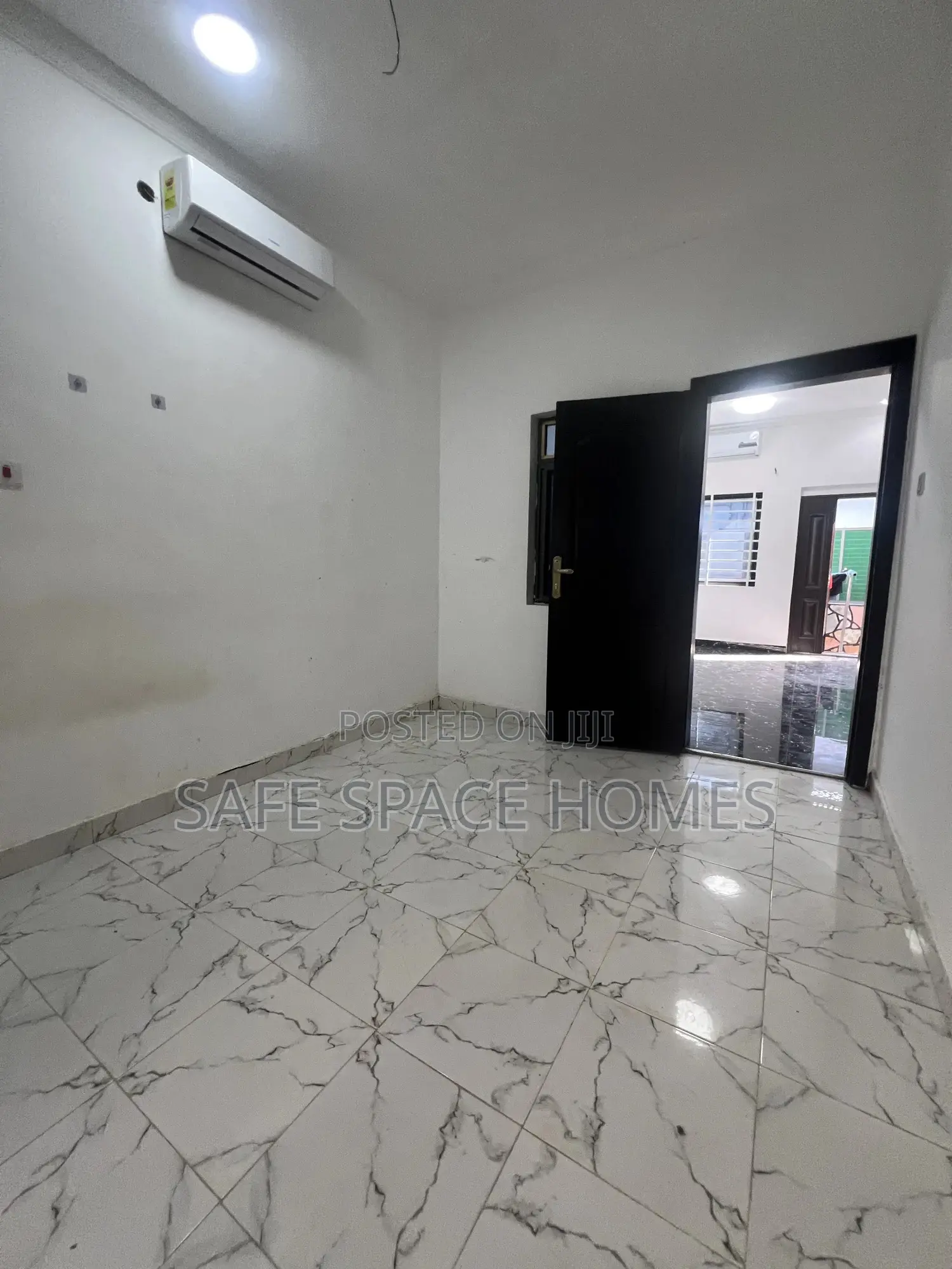 2bdrm Apartment in Burma Camp for rent