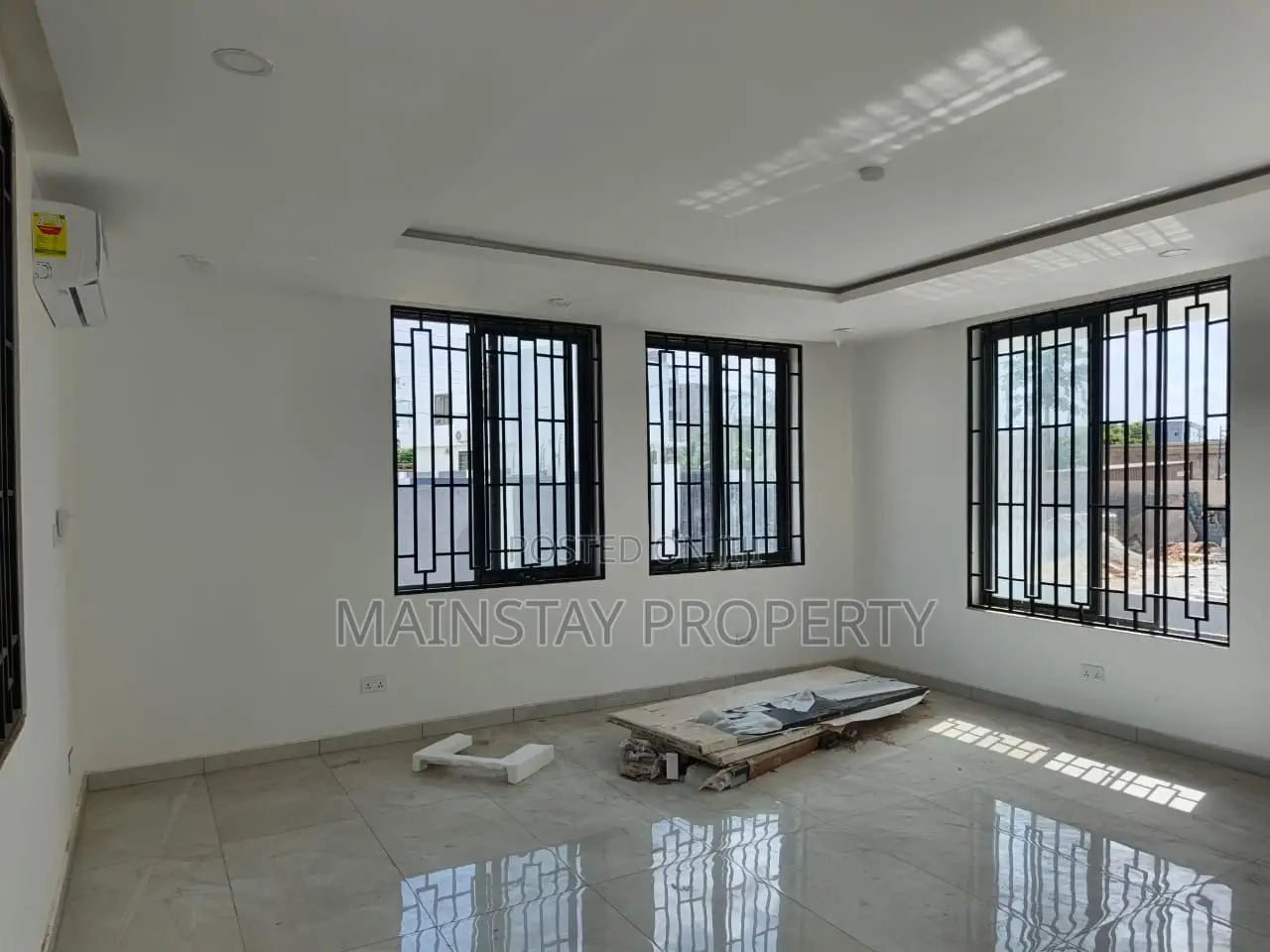 3bdrm Townhouse/Terrace in Mainstay Estates, Tseaddo for sale