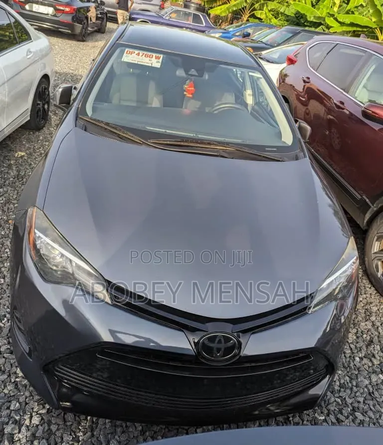 Toyota Corolla LE Eco (1.8L 4cyl 2A) 2018 Gray