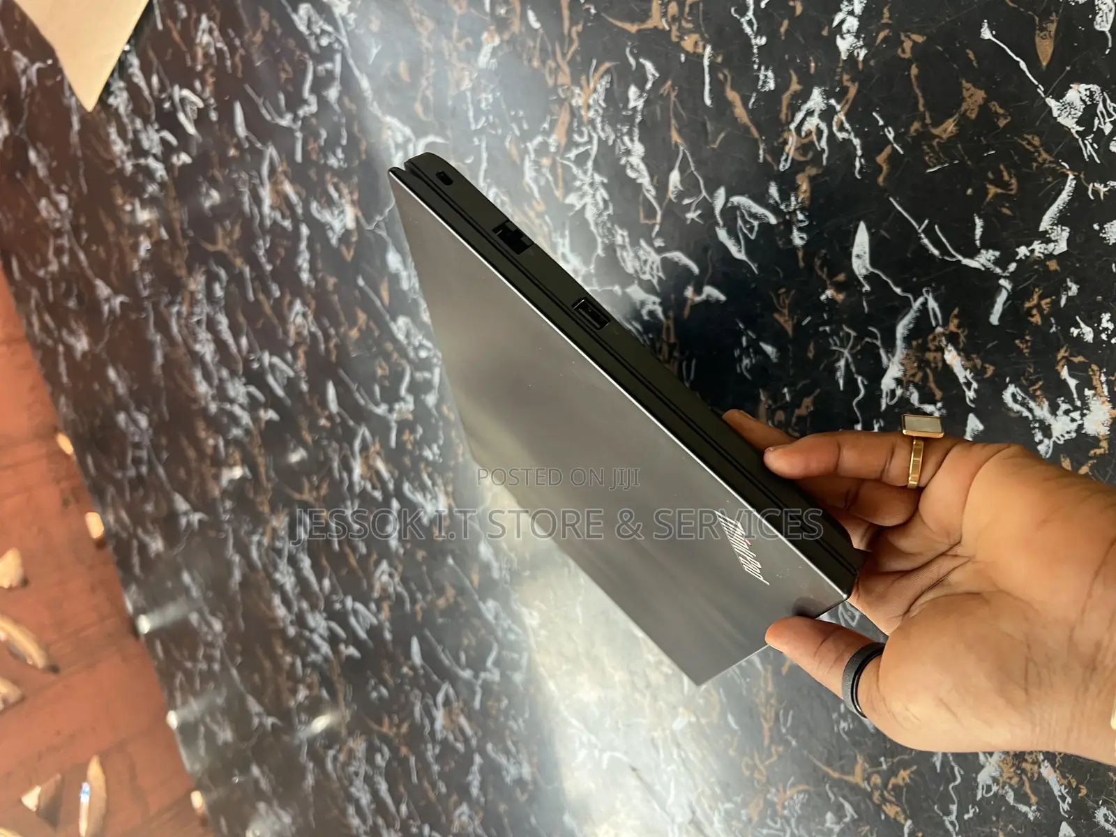 Laptop Lenovo ThinkPad E14 Gen 3 16GB AMD Ryzen 5 HDD 256GB