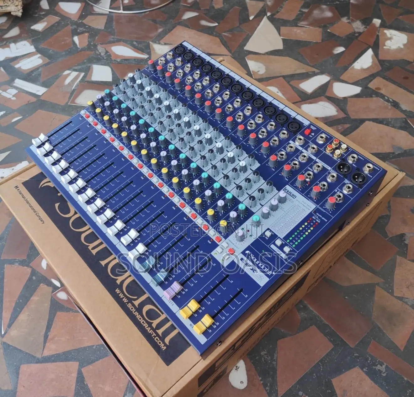 Soundcraft Efx12 12-Channel Analog Mixer
