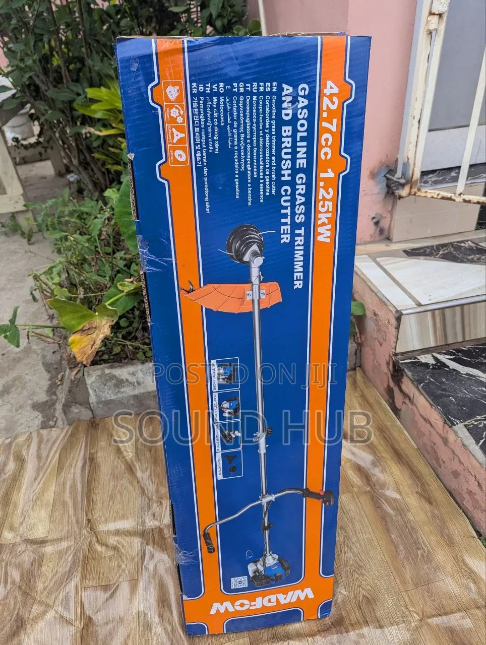 Wadfow Gasoline Bush Cutter 42.7cc