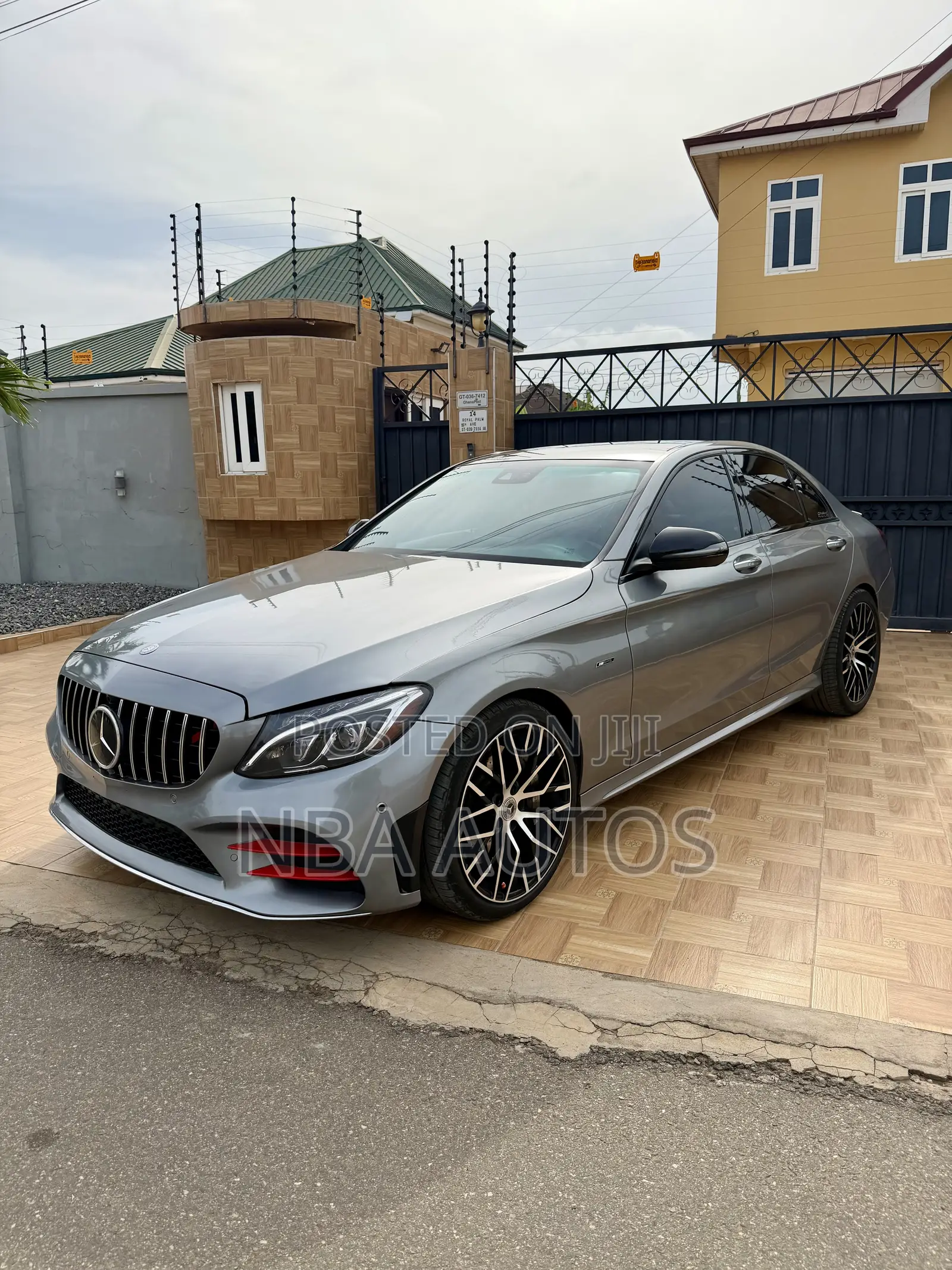 Mercedes-Benz C450 2016 Gray