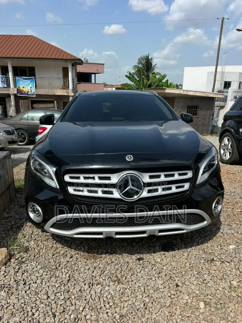 Mercedes-Benz GLA 250 2015 Black