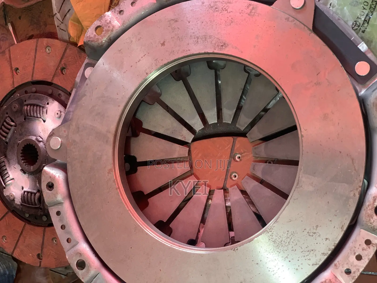 Toyota 2gd Pressure Plate