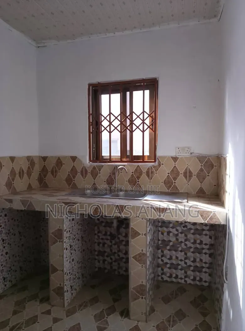 1bdrm Apartment in The Dorns Properties, New Town for rent