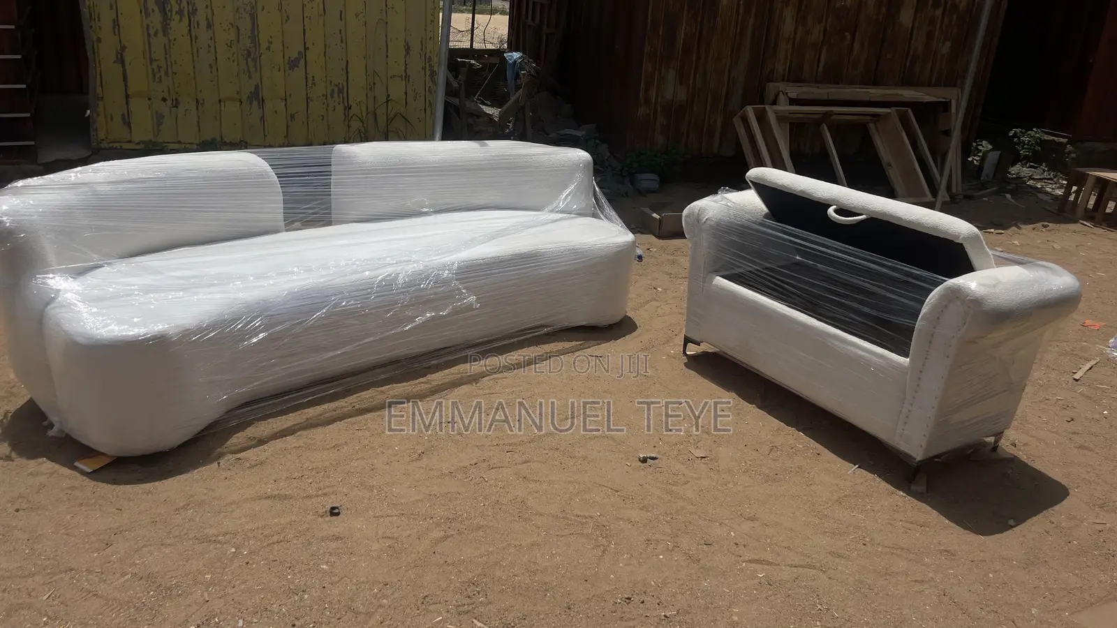 The High Quality White Material Use for Stylish Design Sofa and Table