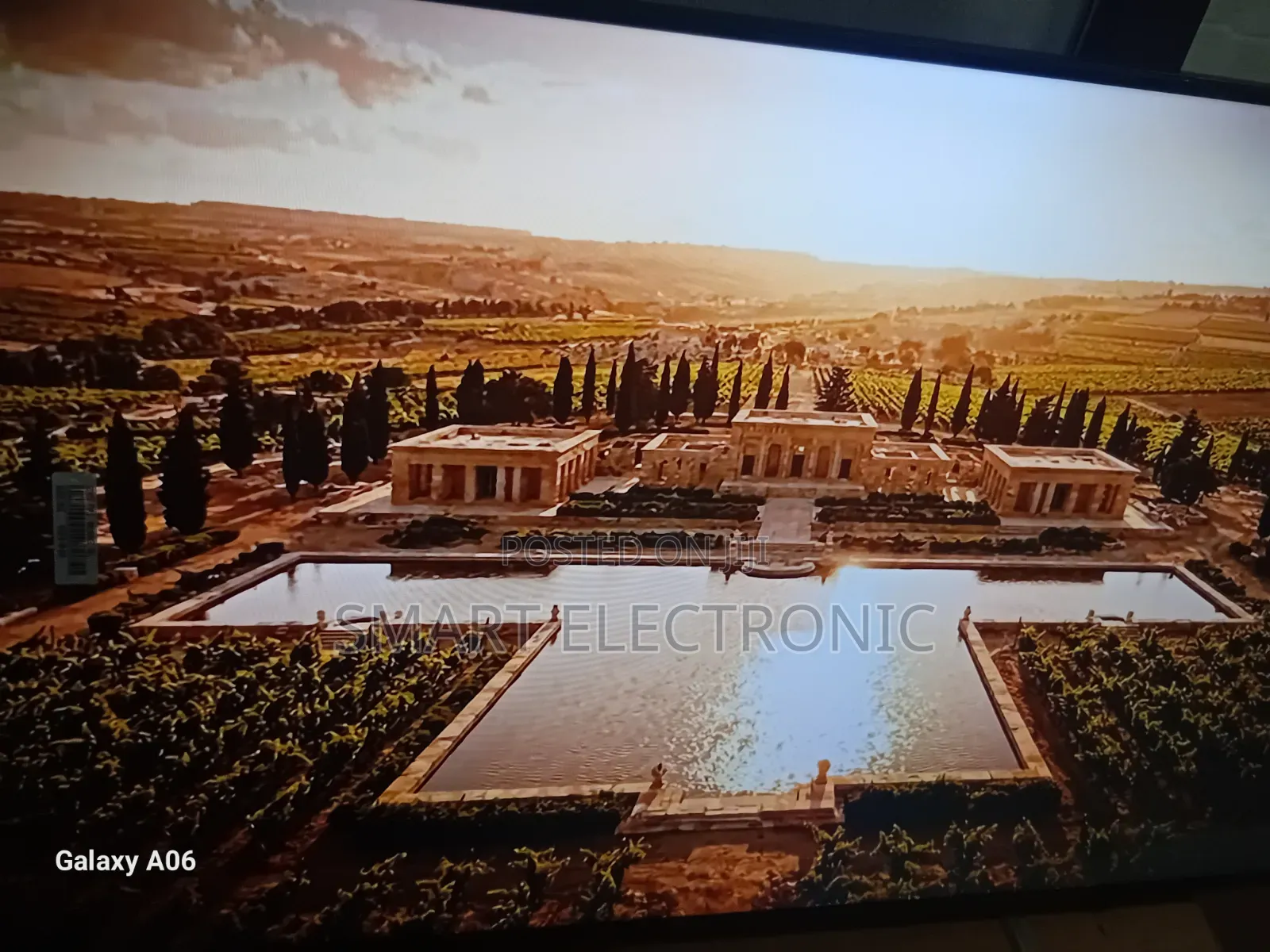Samsung 43-Inch Smart Tv With Fast Connectivity Features