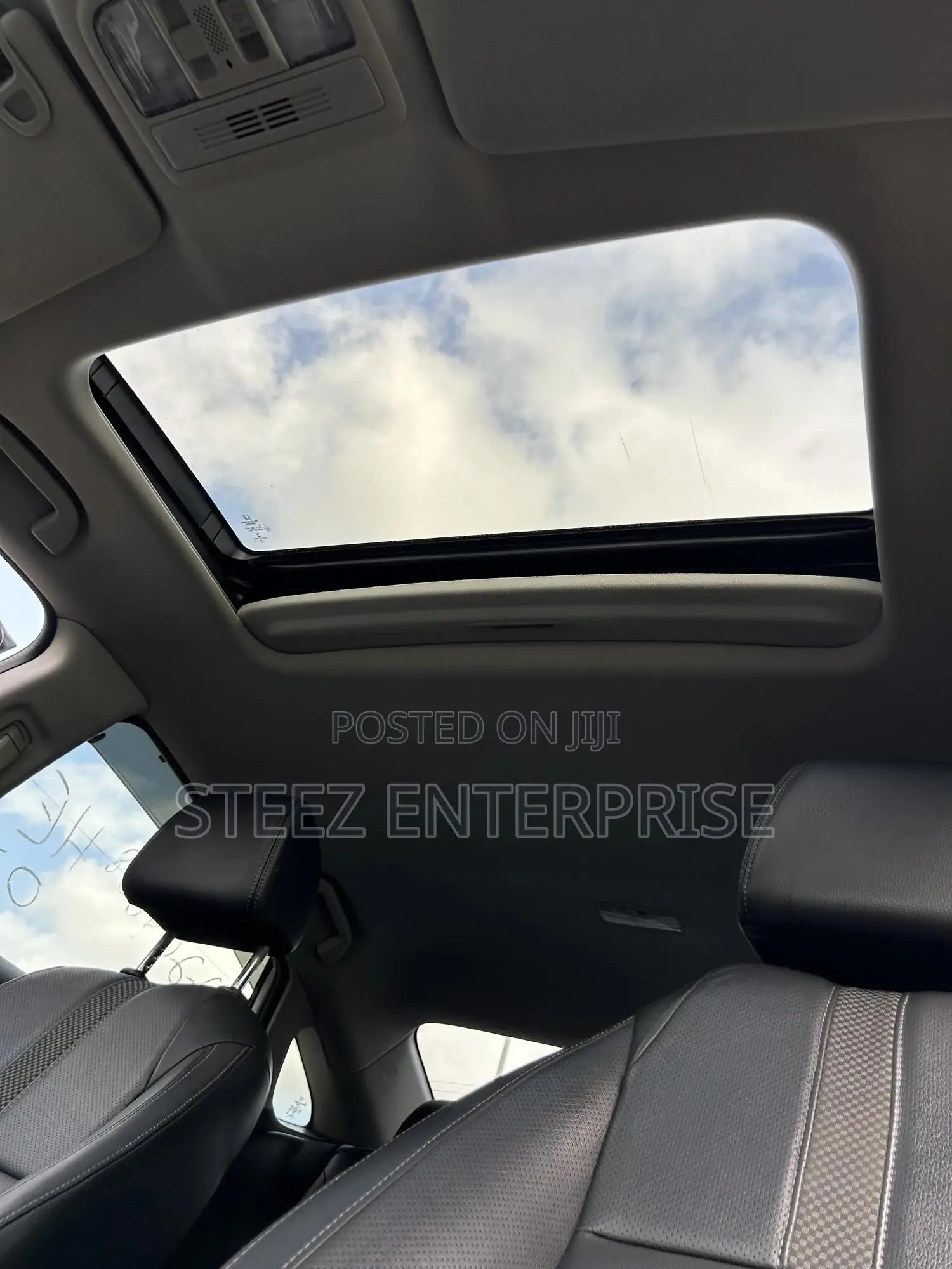 Honda Civic Touring Sedan 2020 White