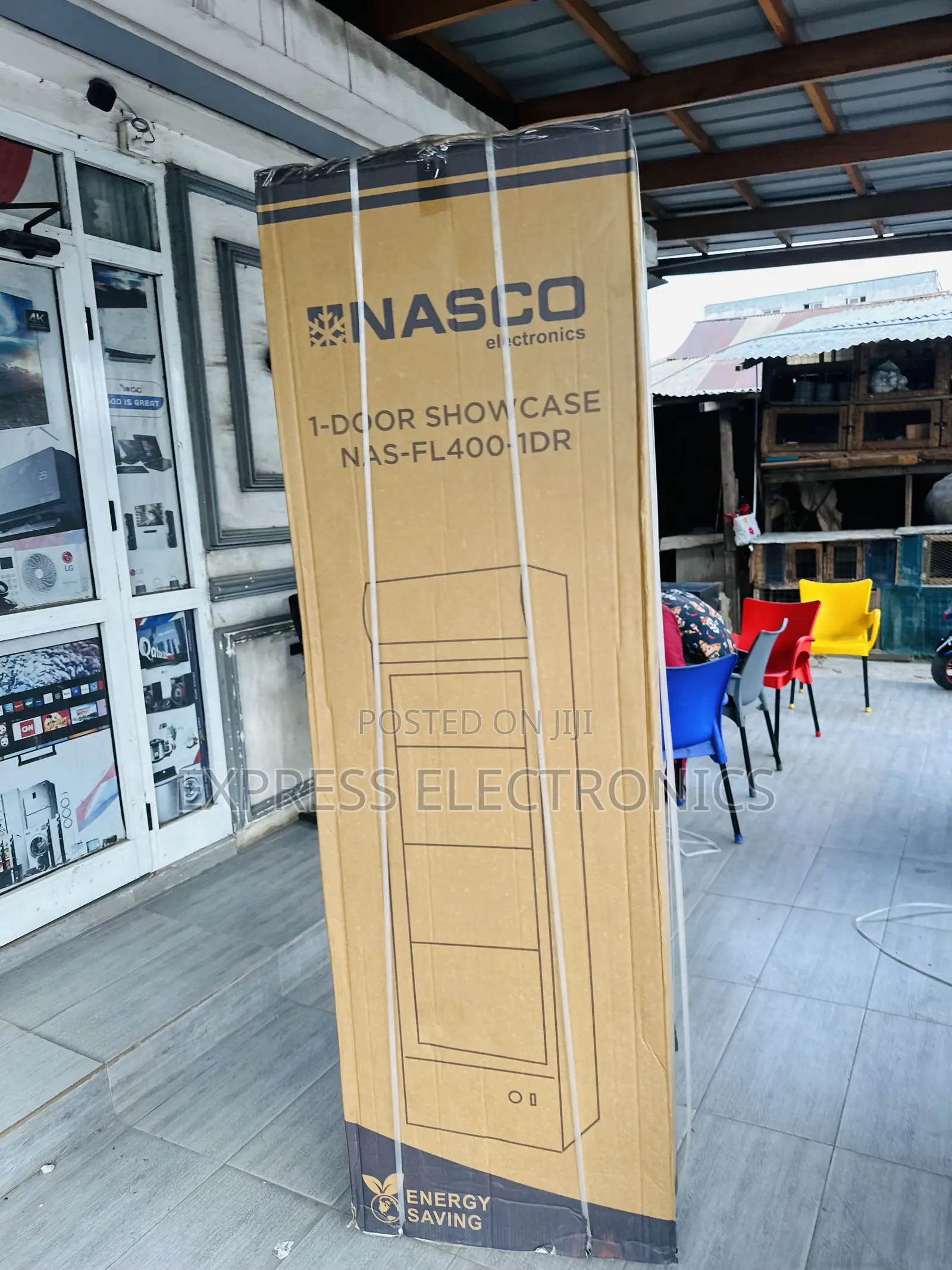 Zealous Sleek Design Nasco Display Fridge Nas-400-1dr
