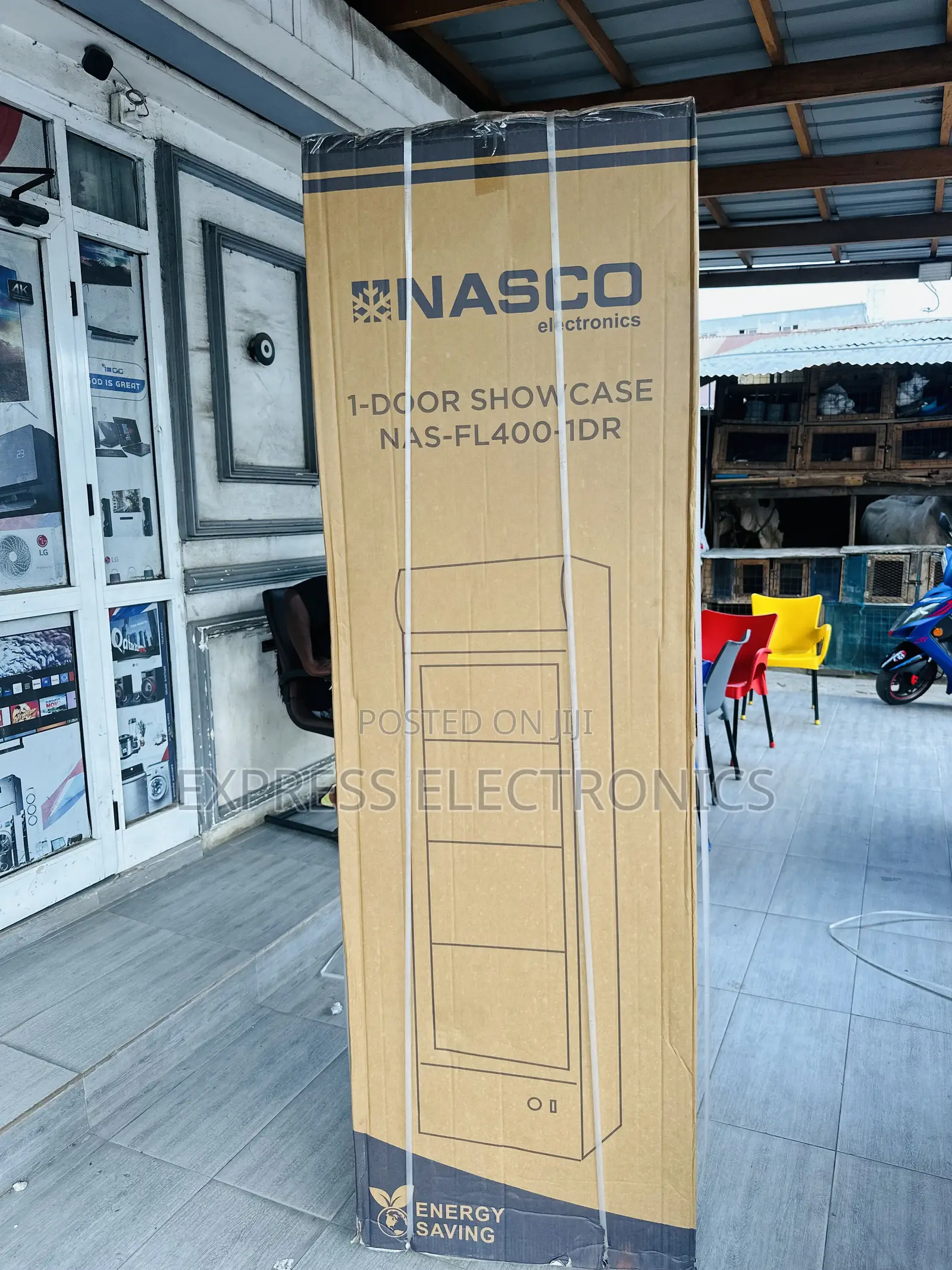 Grab Your Nasco Display Nas-400-1dr Single Door