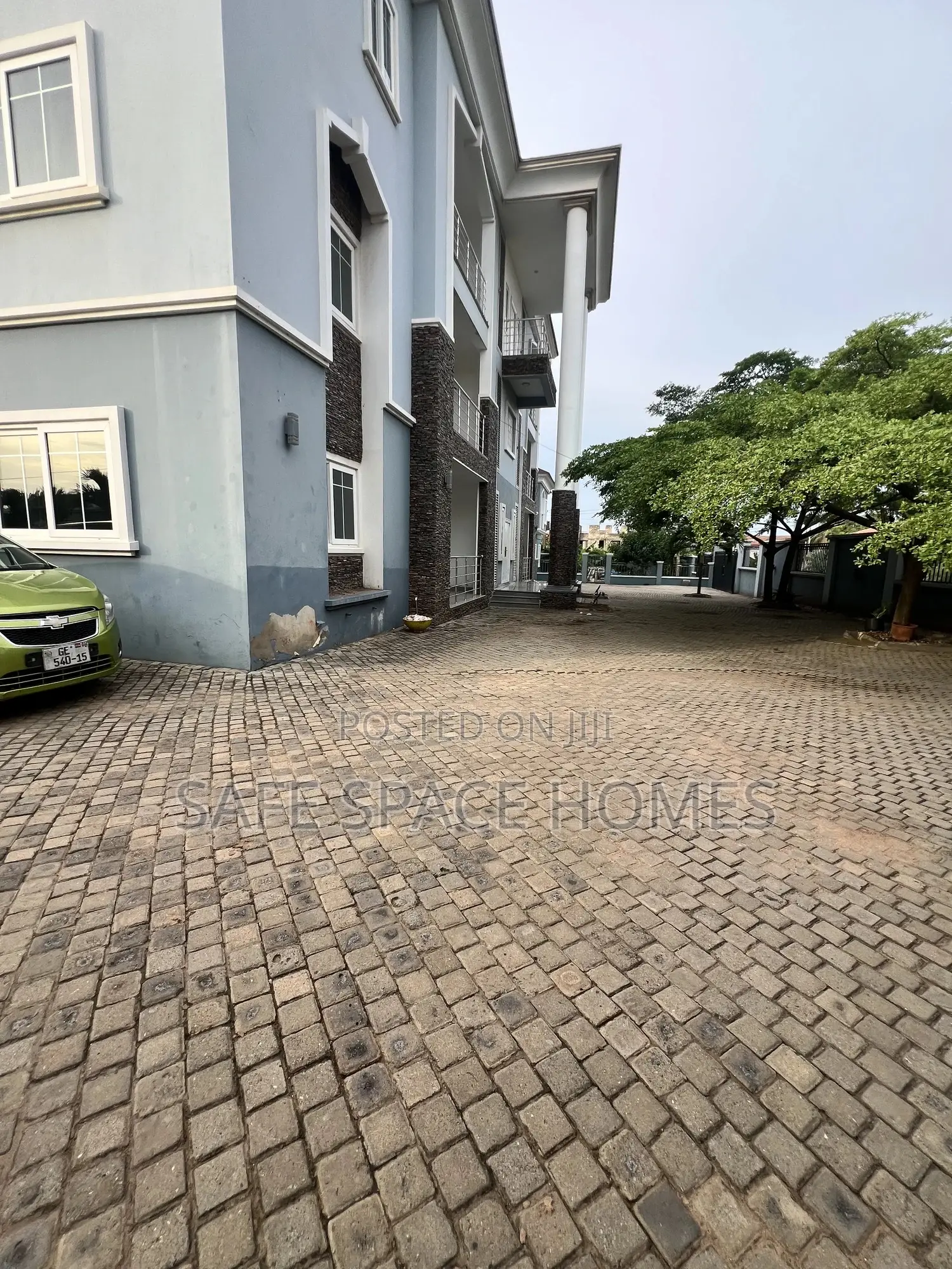 3bdrm Apartment in Burma Camp for rent