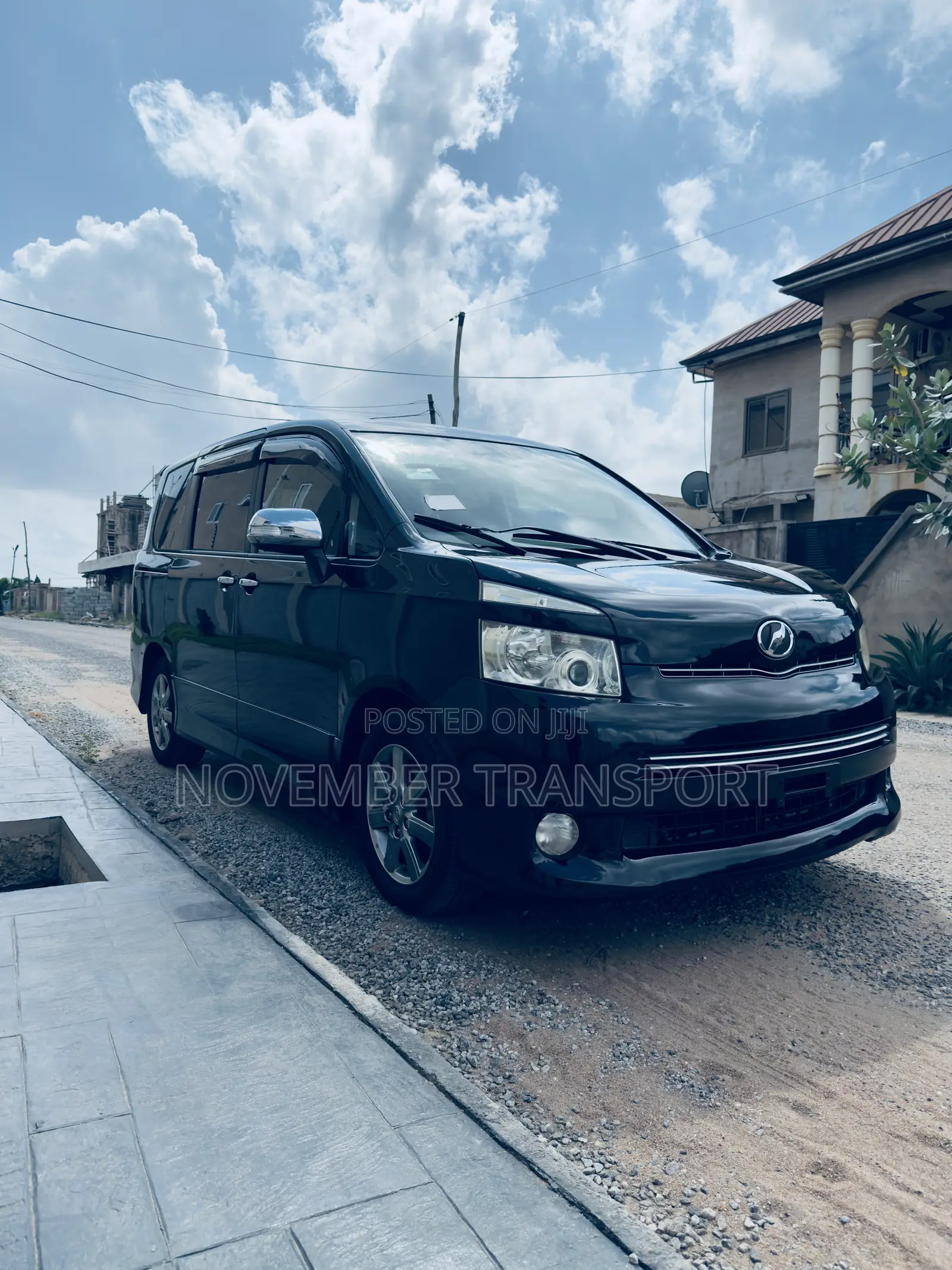 Toyota Voxy 2010 Black