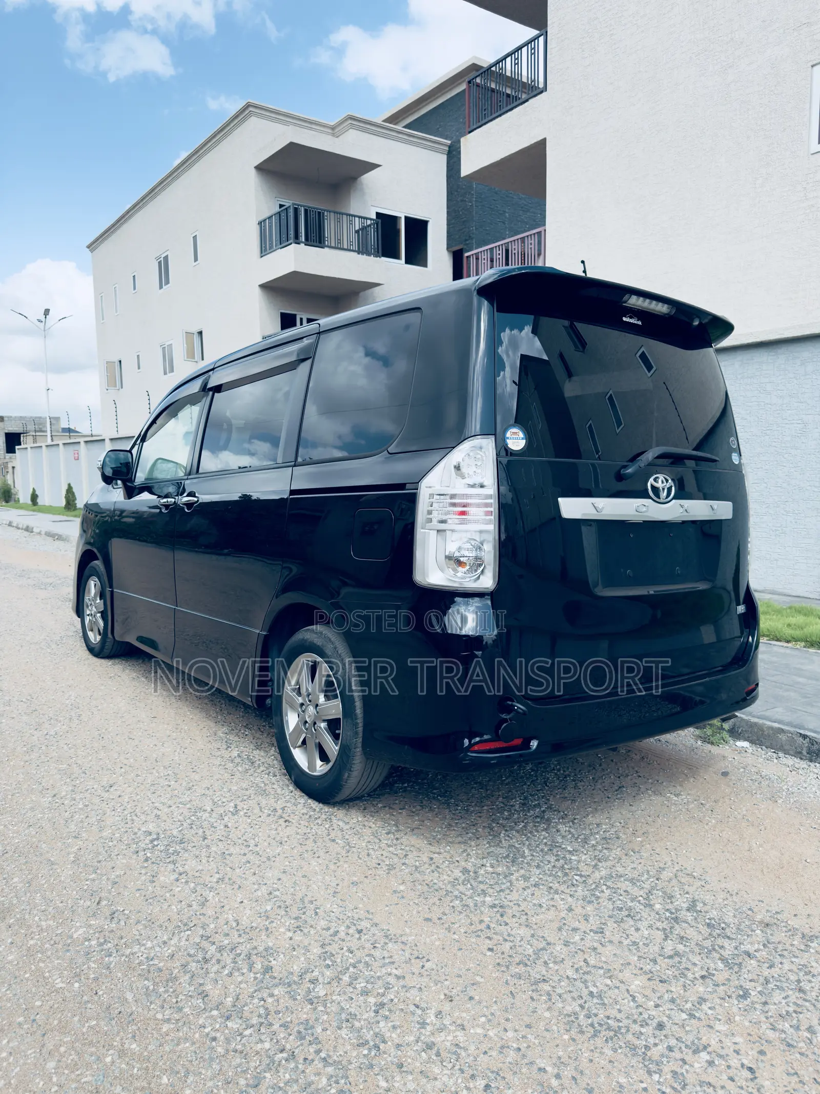 Toyota Voxy 2010 Black
