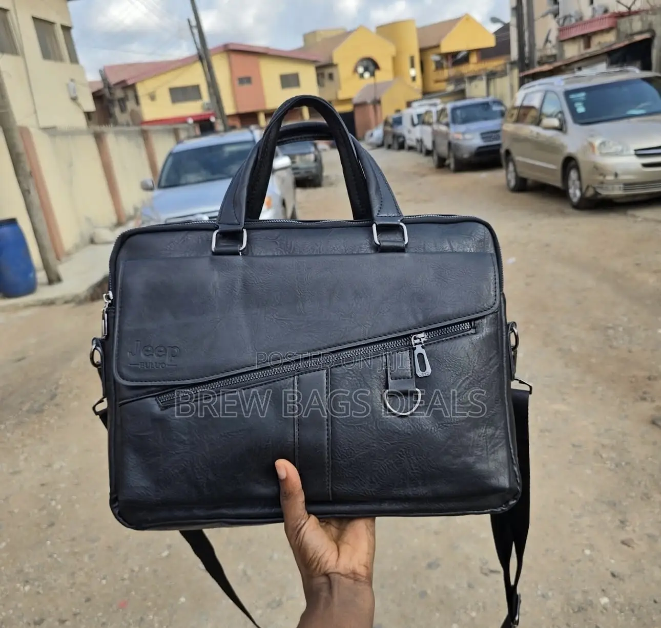 Quality Pure Leather Jeep Men’S Laptop Bag 15.6 Inches With Strap.