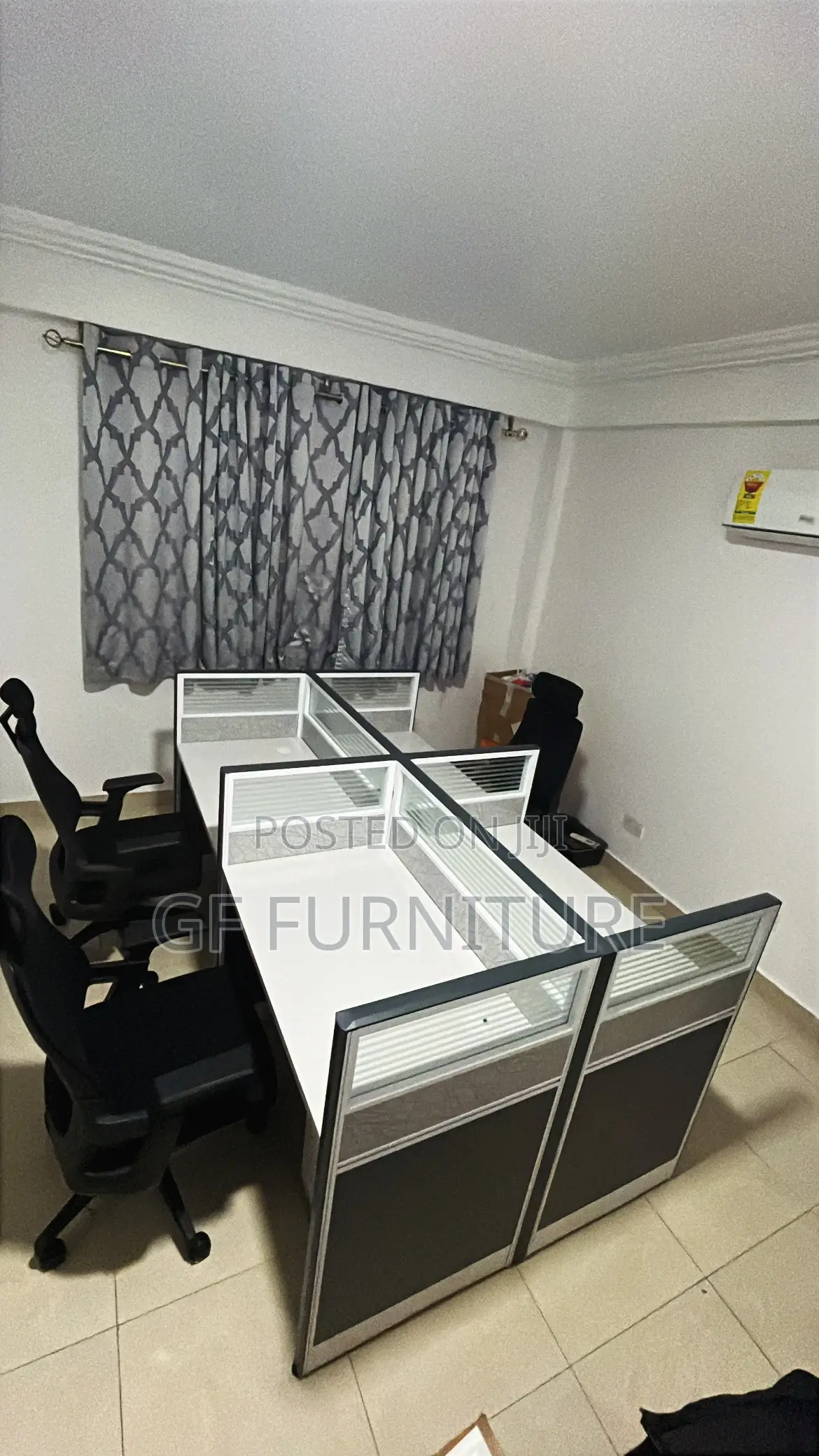 Four-Person Office Workstation