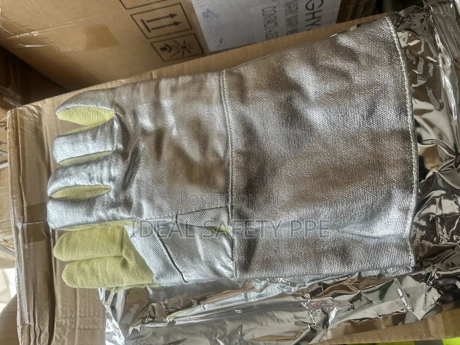 Aluminized Heat-resistant Glove
