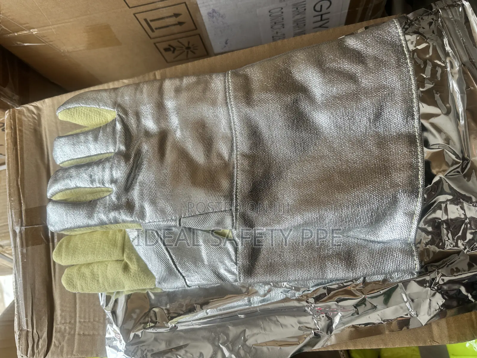 Aluminized Heat-resistant Glove