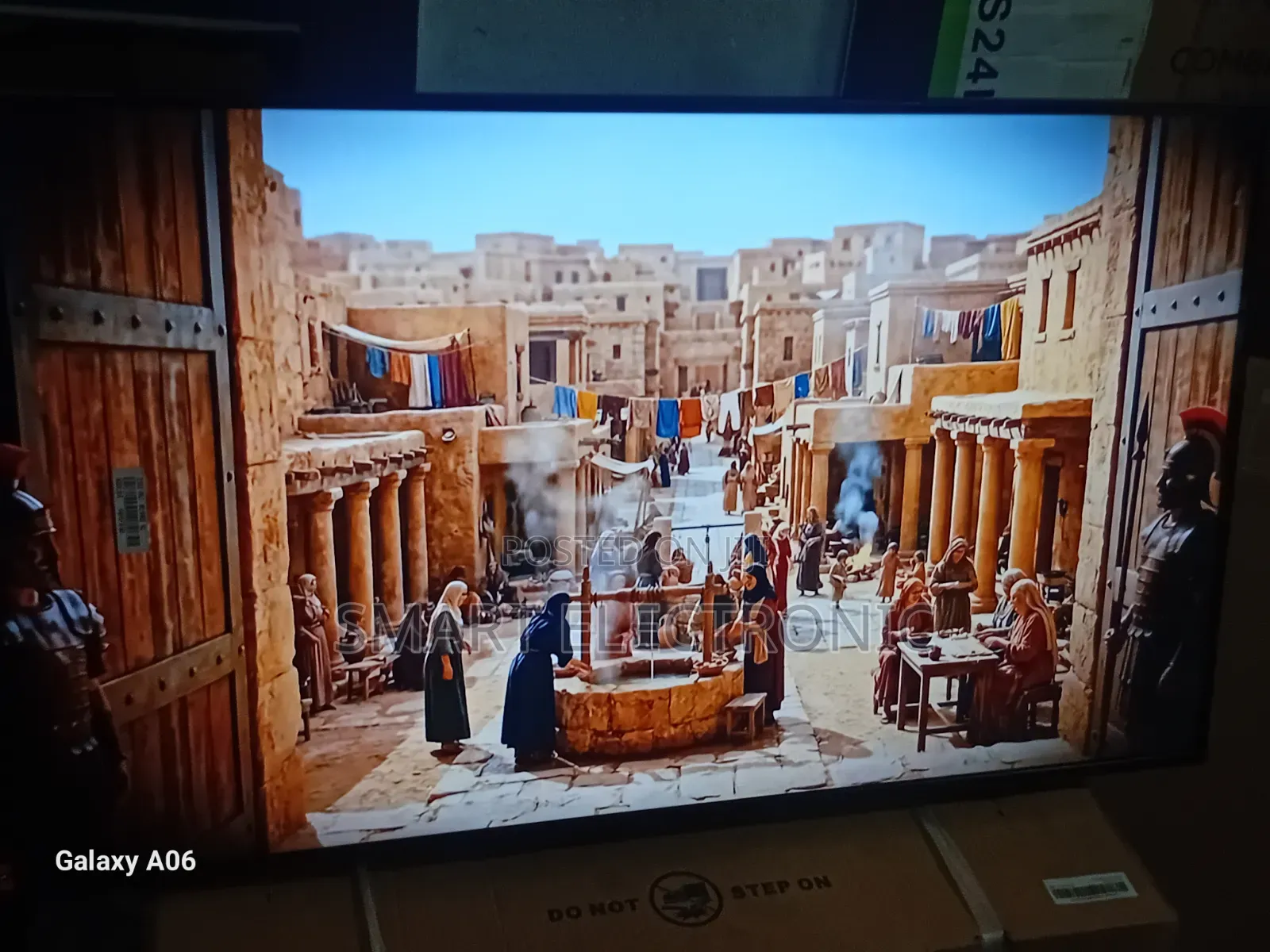 Samsung 43” Modern Slim Bezel Television