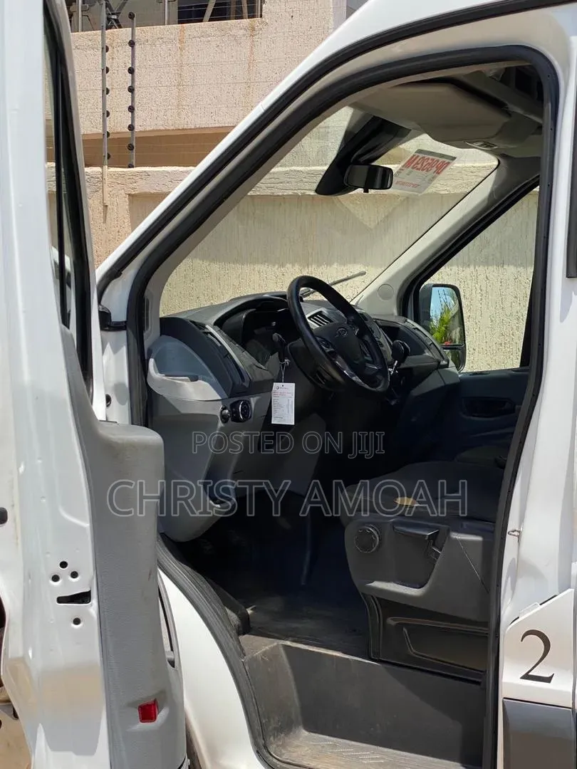 Ford Transit 2018 White