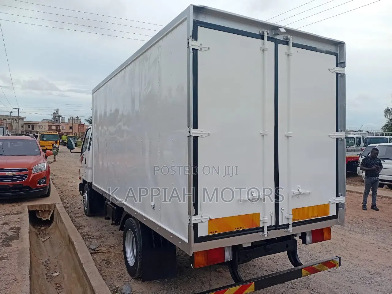 Hyundai E-Mighty Box