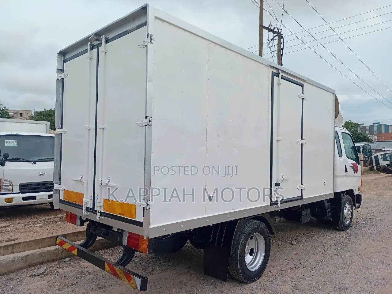 Hyundai E-Mighty Box