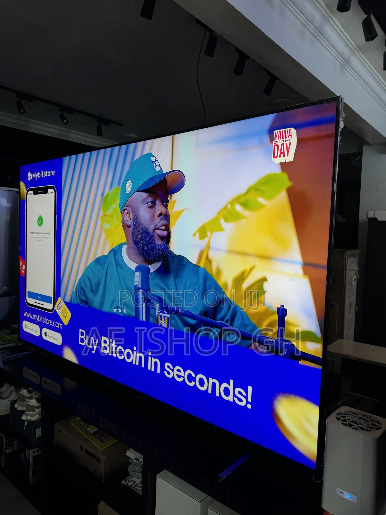 Hisense 100” Tv