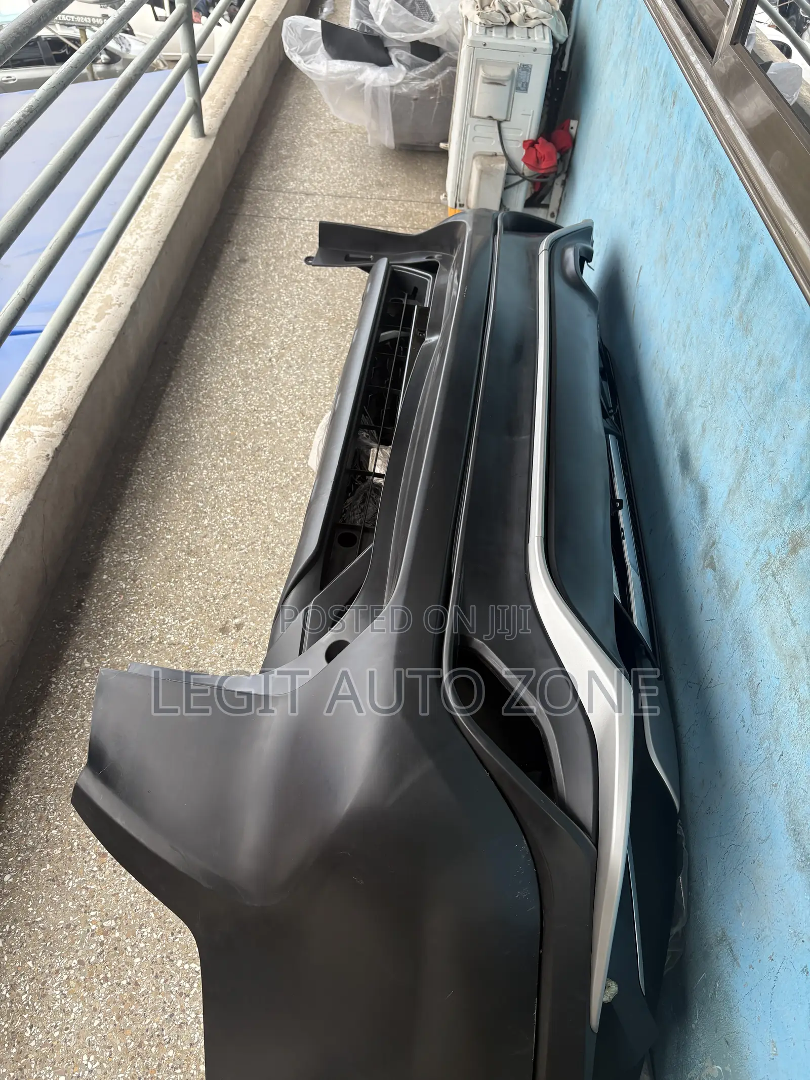 Toyota Highlander 2021,2022,2023,2024,2025,Back Bumper Complete