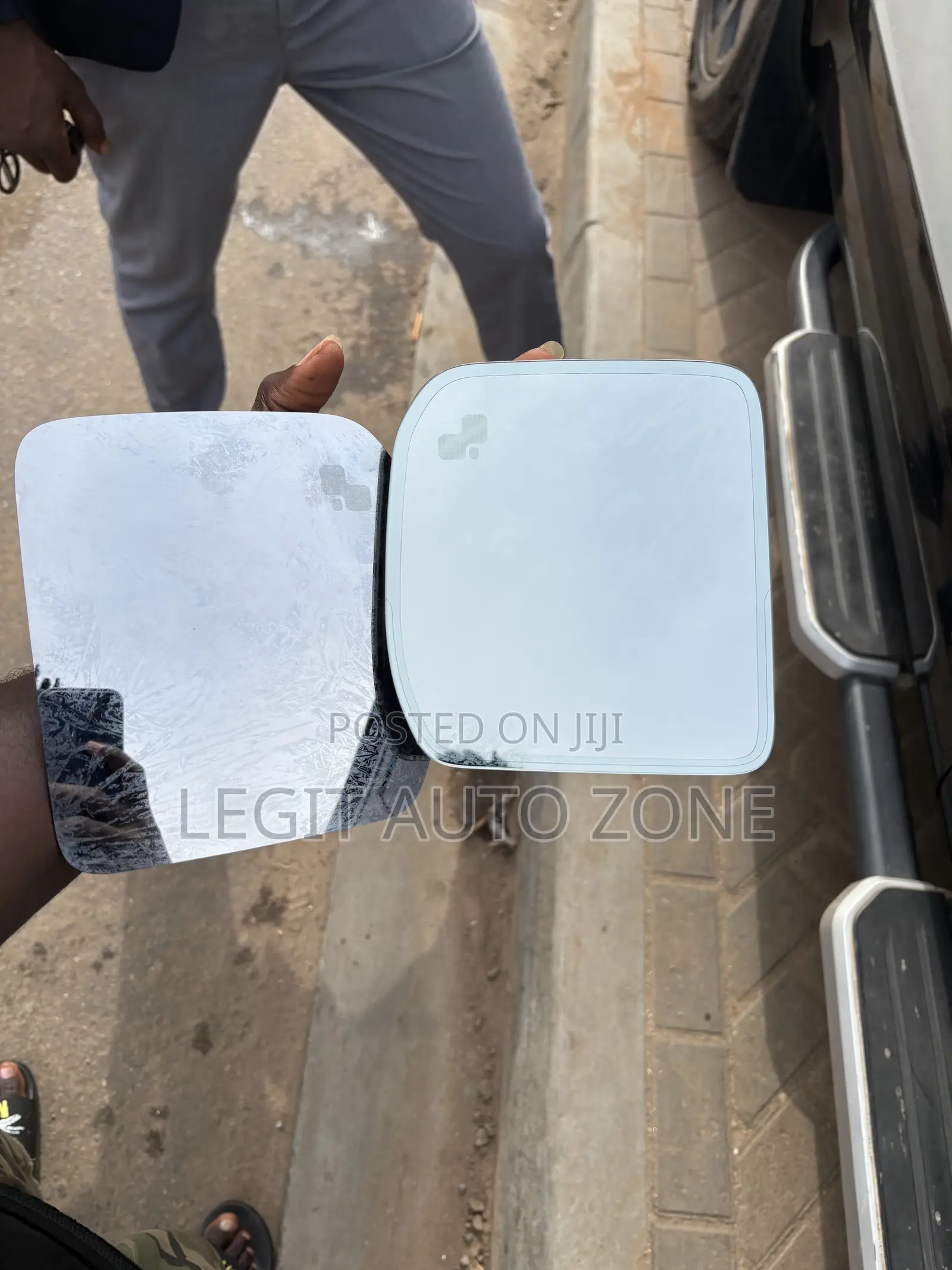 Range Rover Defender Driving Mirror Glass With Blind Spots
