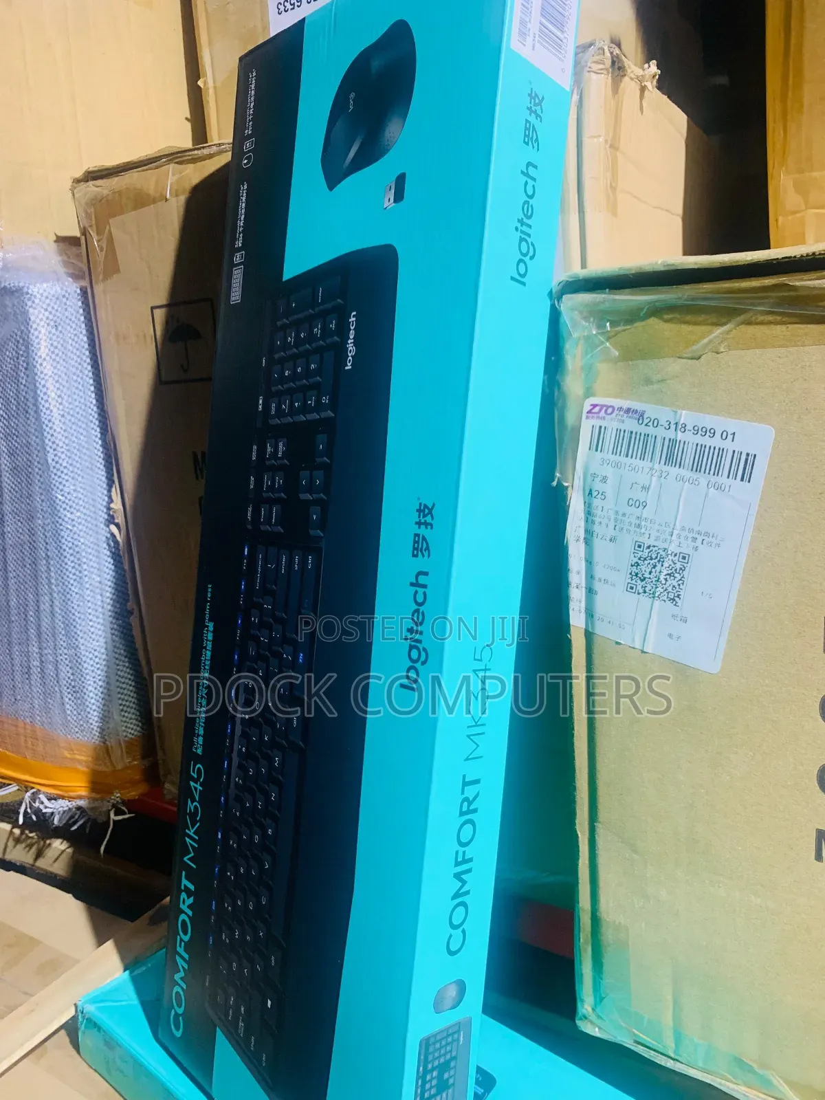 Logitech MK345 Comfort Wireless Keyboard and Mouse Combo